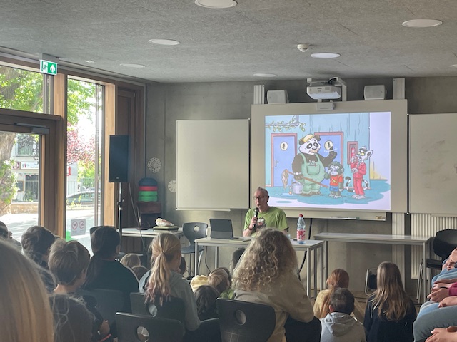 Autorenlesung an der Mühlbergschule mit Jochen Till